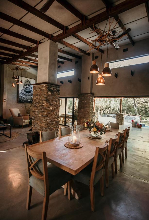 Dream Of Africa Bush Lodge Marloth Park Exteriör bild