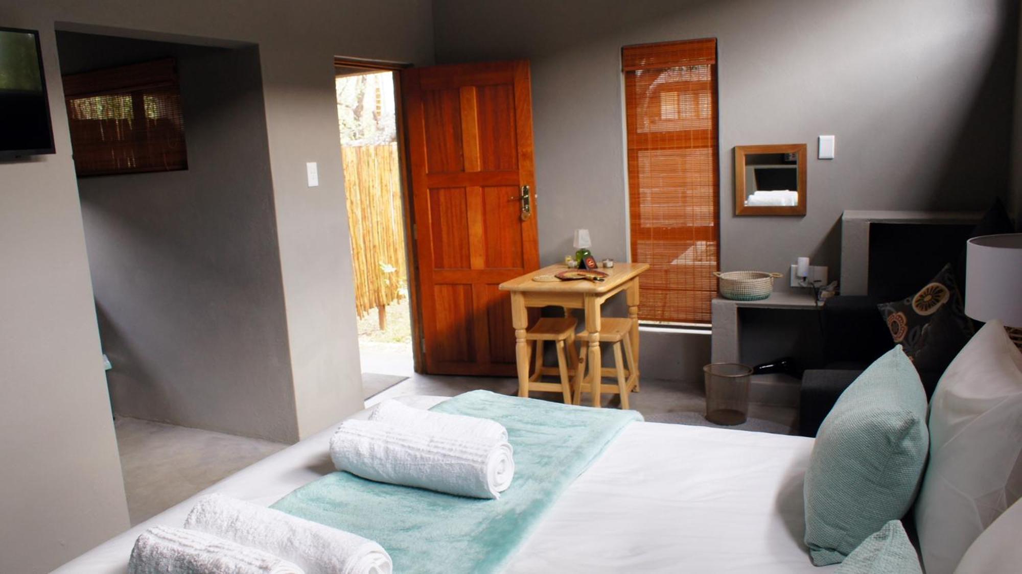 Dream Of Africa Bush Lodge Marloth Park Exteriör bild