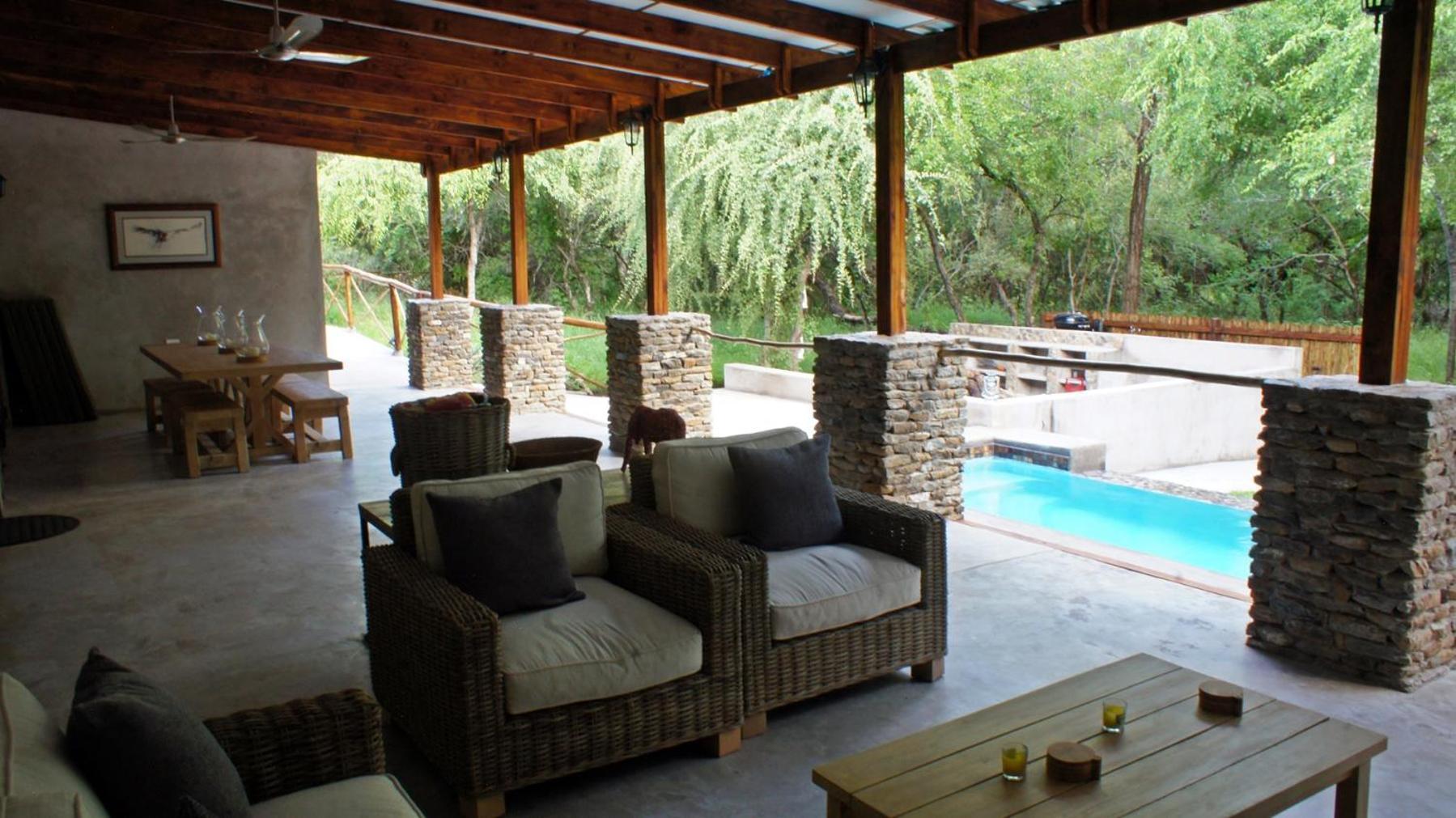 Dream Of Africa Bush Lodge Marloth Park Exteriör bild