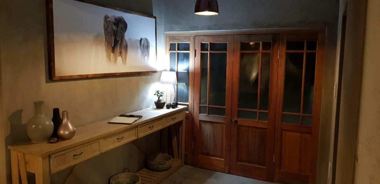 Dream Of Africa Bush Lodge Marloth Park Exteriör bild