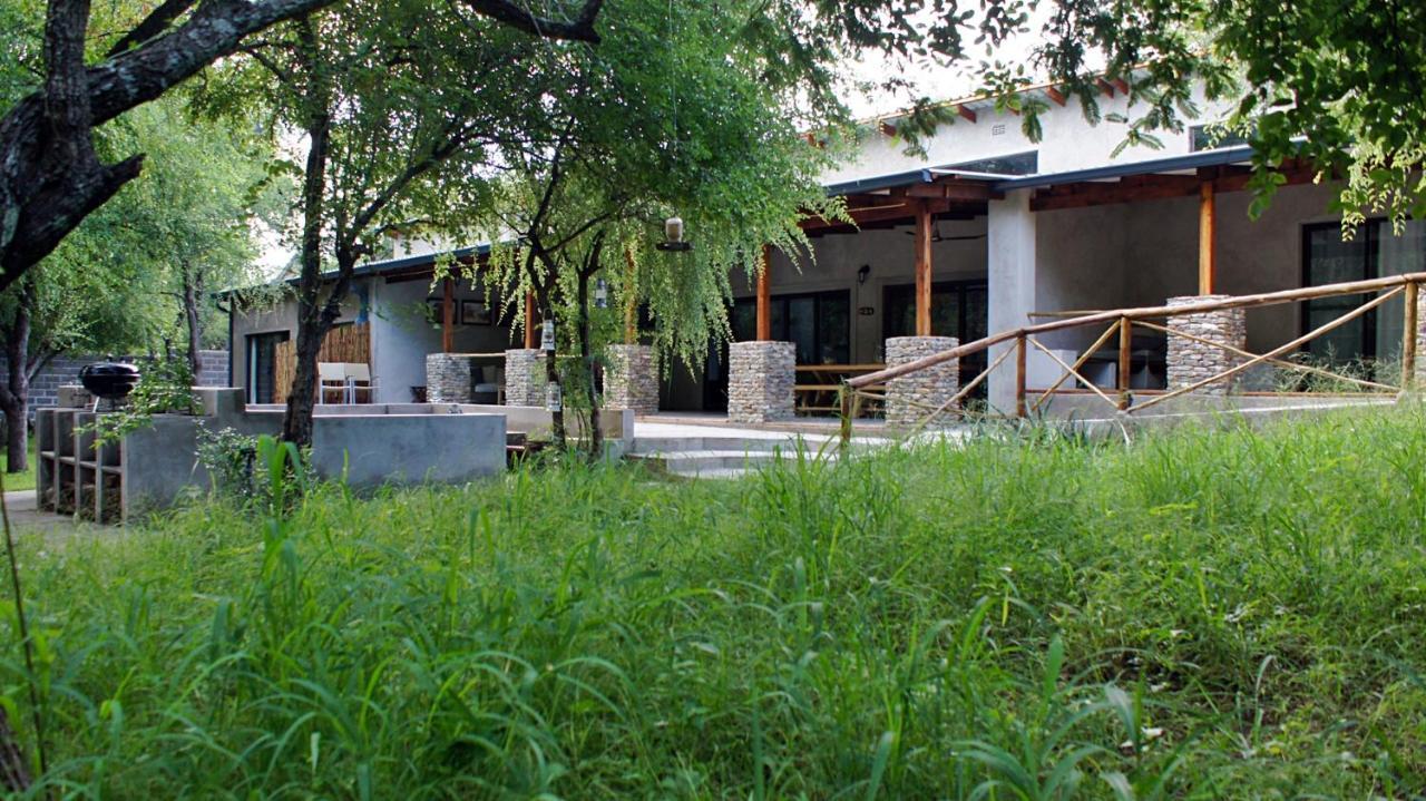 Dream Of Africa Bush Lodge Marloth Park Exteriör bild
