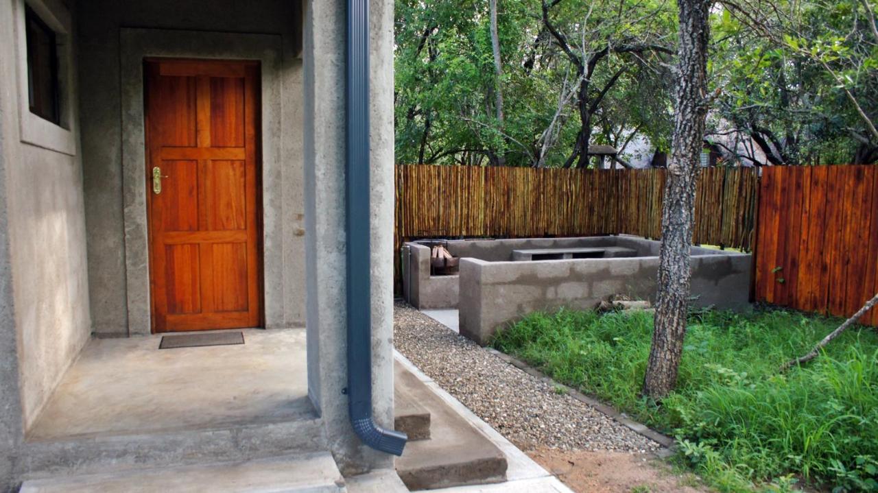 Dream Of Africa Bush Lodge Marloth Park Exteriör bild